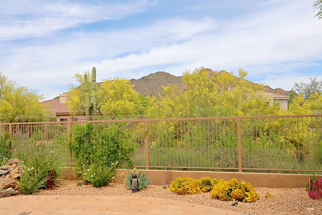 Building Photo - 6960 E Whispering Mesquite Trail