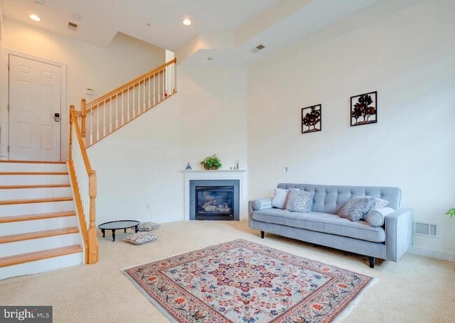 Building Photo - 3510 Goddard Way