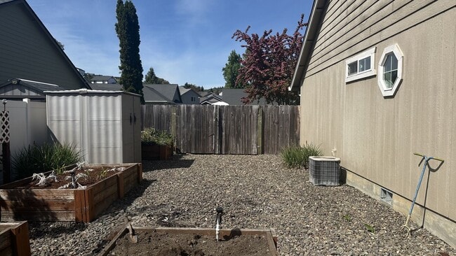 Building Photo - 147 Summerwood Ct