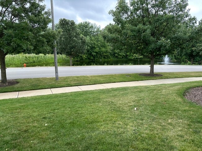Building Photo - 707 Genesee Dr