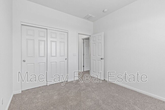 Building Photo - 3263 S Miller Dr