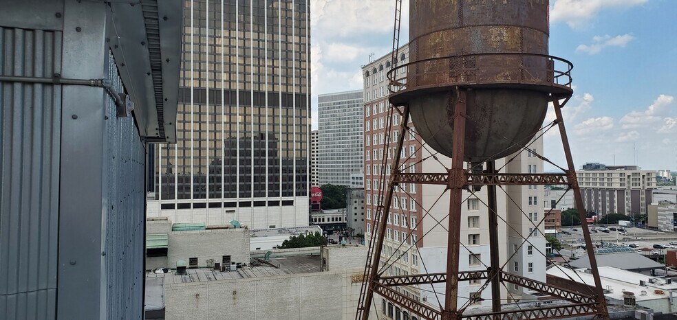 Building Photo - 87 Peachtree St SW