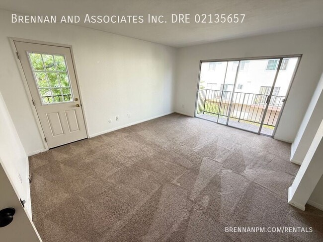 Building Photo - 7756 Nightingale Way