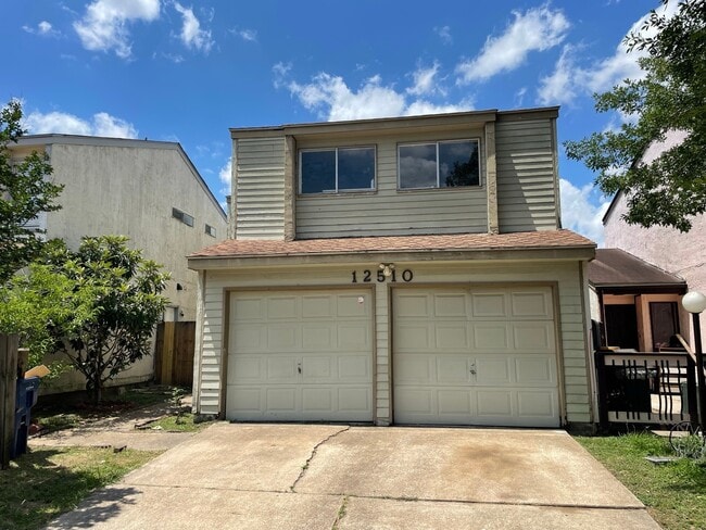 Primary Photo - 12510 Manor Ct