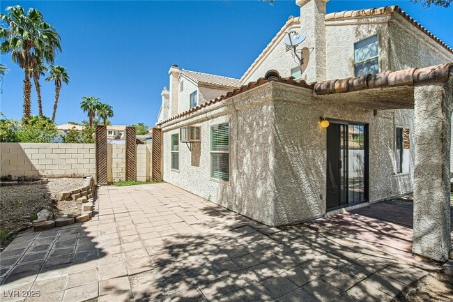 Building Photo - 7705 Wolf Creek Rd