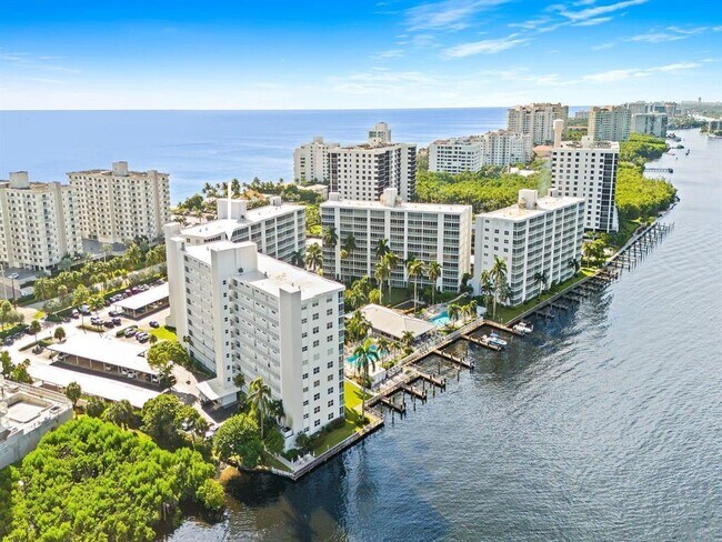 Building Photo - 3300 S Ocean Blvd