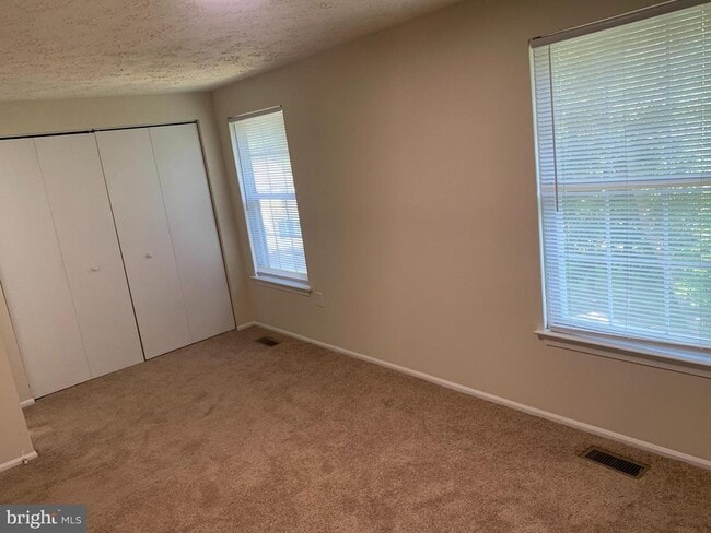 Building Photo - 108 Wood Duck Cir