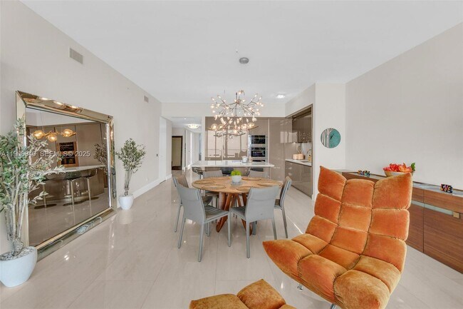 Building Photo - 18975 Collins Ave