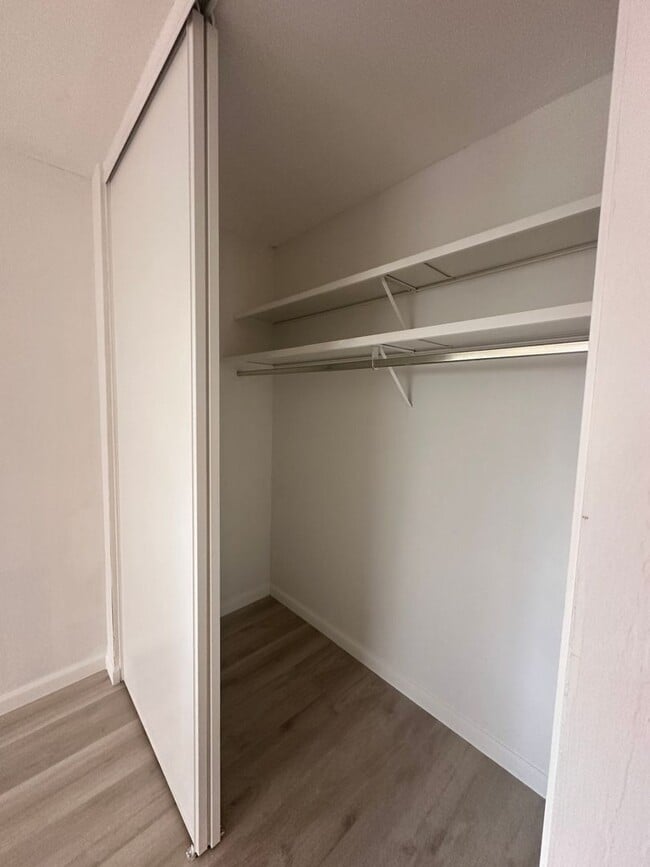 Building Photo - Unit with updated flooring!