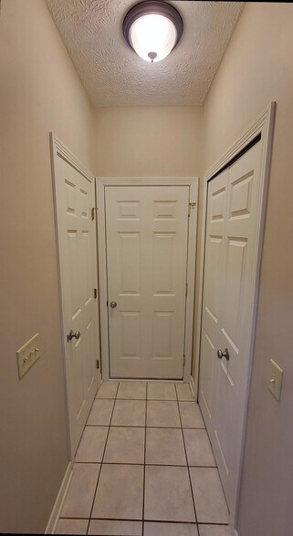 Building Photo - 2158 Kenyon St. N.E.