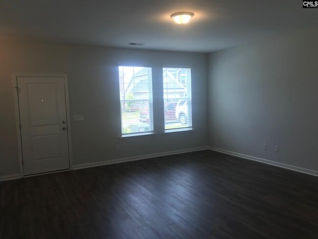 Building Photo - 1355 Tamarind Ln