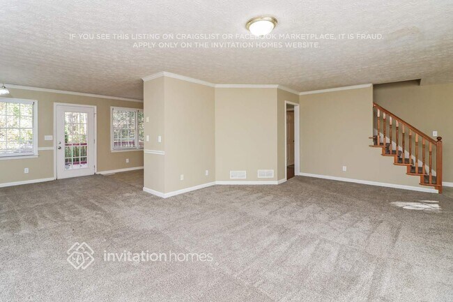 Building Photo - 2007 Laurel Cove