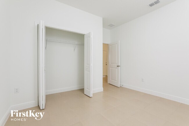 Building Photo - 1293 N Platte Ct