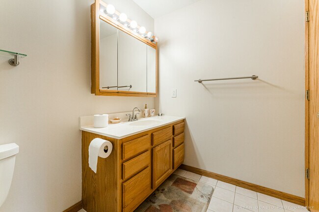 Building Photo - 113 Andresen Ct