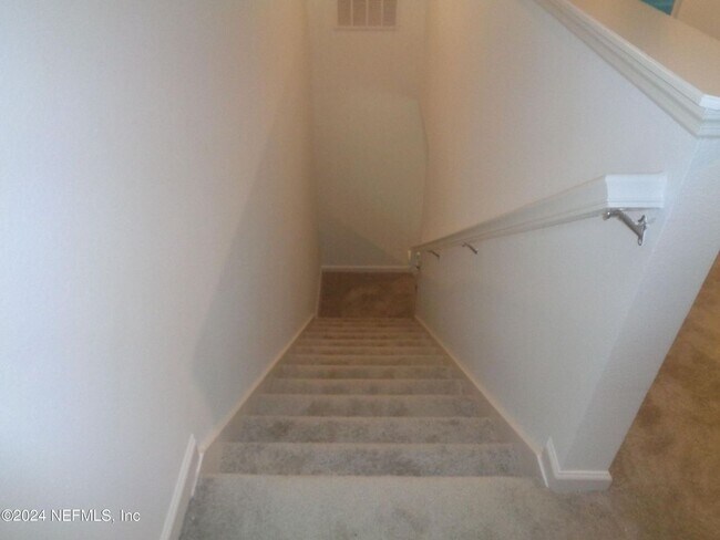 Building Photo - Middleburg Townhome for Rent