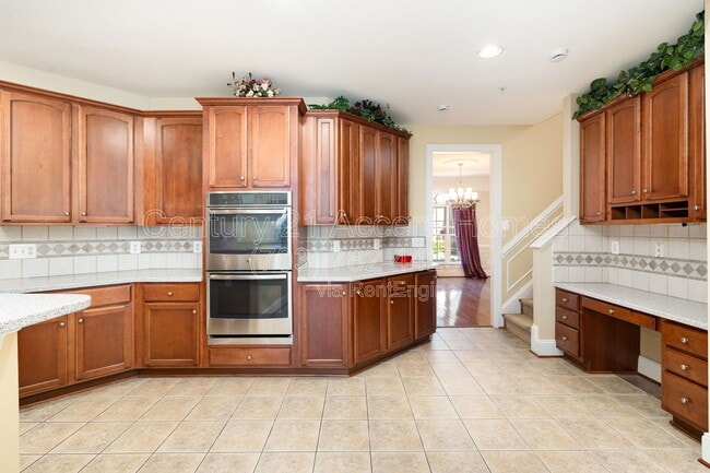 Building Photo - 8401 Tysons Trace Ct