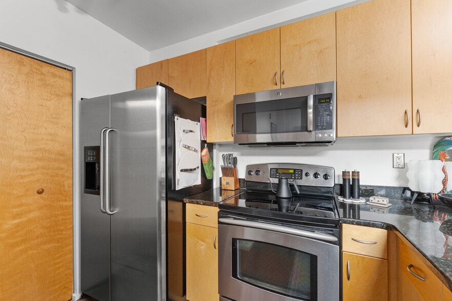 Building Photo - 195 Arizona Ave NE