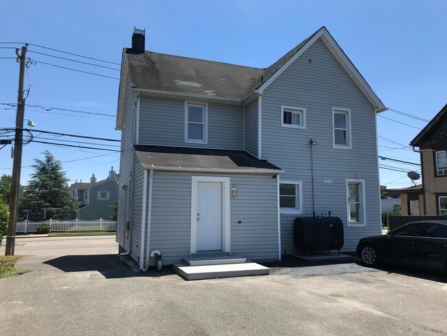 Building Photo - 1603 Union Blvd