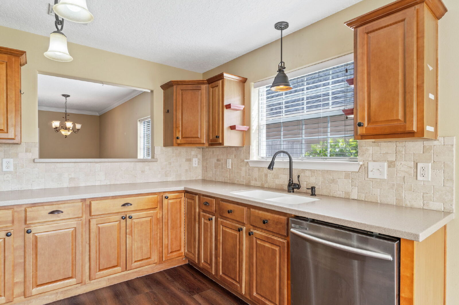 Building Photo - 1946 Kadima Cir