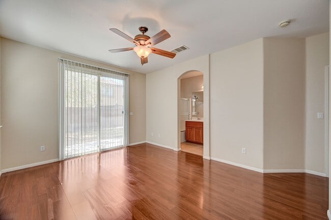 Building Photo - Single Story Single Family Home in Gated Community within N Las Vegas