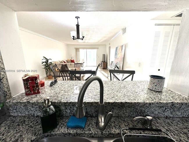 Building Photo - 850 SW 138th Ave