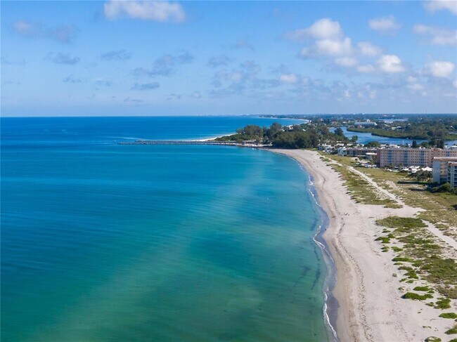 Building Photo - 5844 Ocean Isle Dr