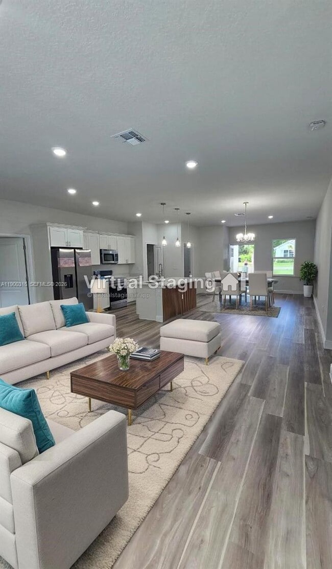 Building Photo - 16855 SW 18th Avenue Rd