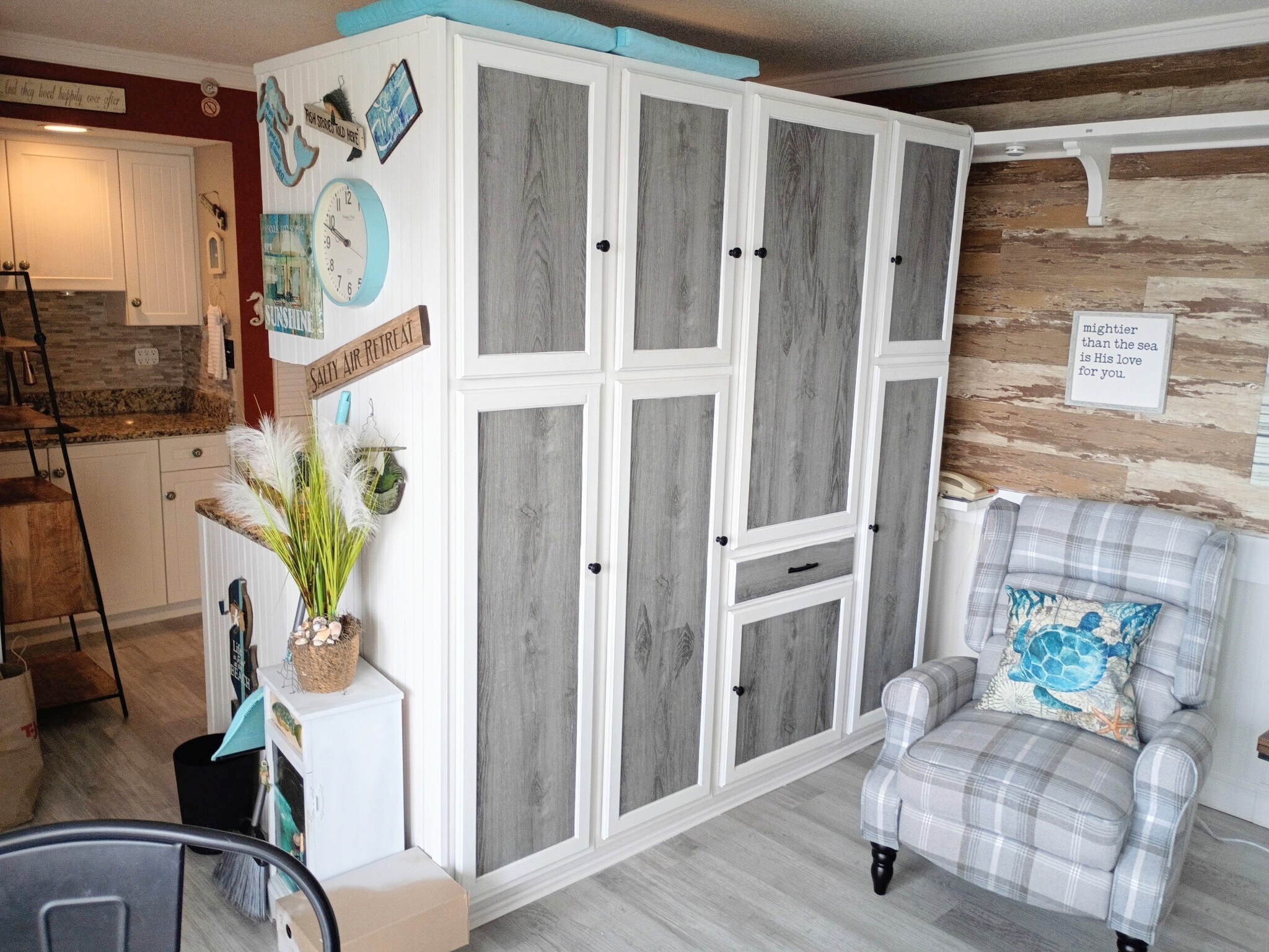 Building Photo - 2701 S Ocean Blvd