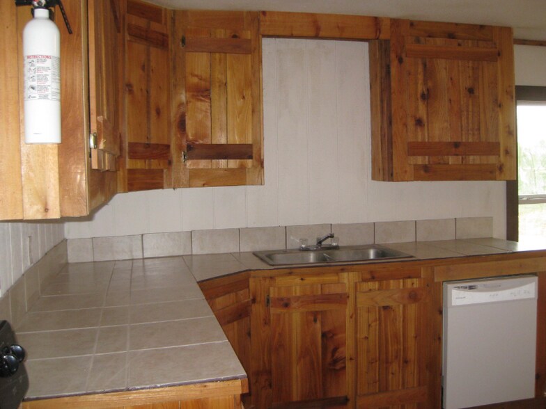 Building Photo - 15016 County Rd 1876