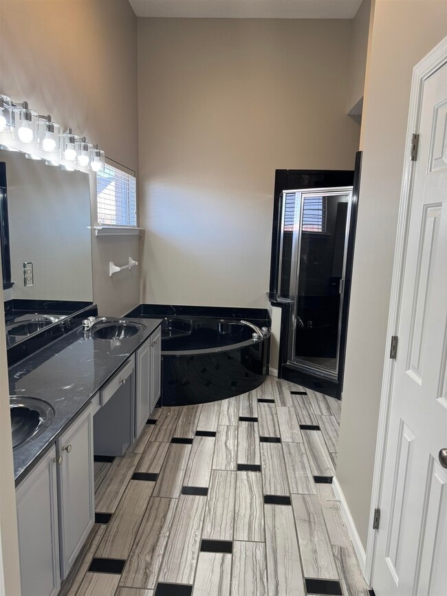 Building Photo - 5417 Eagle Bead Cove