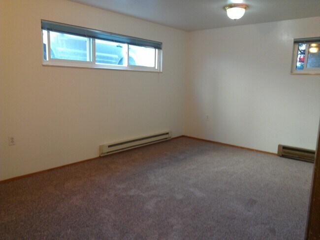 Building Photo - Locke Apartments