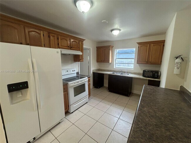 Building Photo - 5225 Mayo St