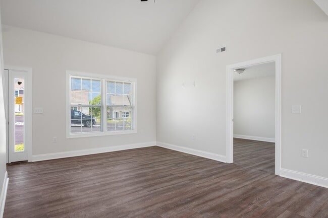 Building Photo - 455 Skylar Dr