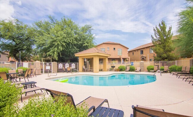 Building Photo - 2150 E Bell Rd