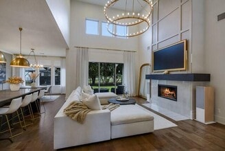 Building Photo - 2401 Sunset Vista Cir