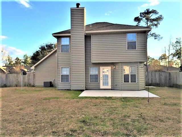 Building Photo - 8 Sandy Pond Ct