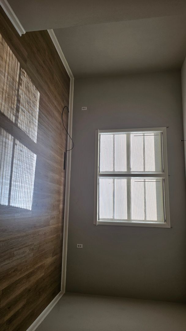 Building Photo - 2214 Jerry Jones Dr