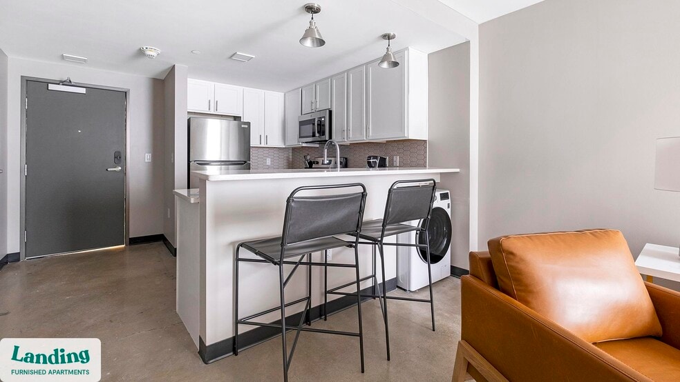 Building Photo - 2021 10th Ave S