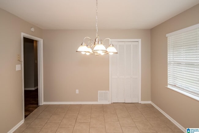 Building Photo - 12298 Richard St