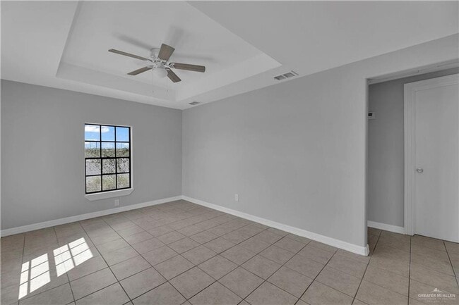 Building Photo - Charming 2-Bedroom Home with Central AC and Fenced Lot!