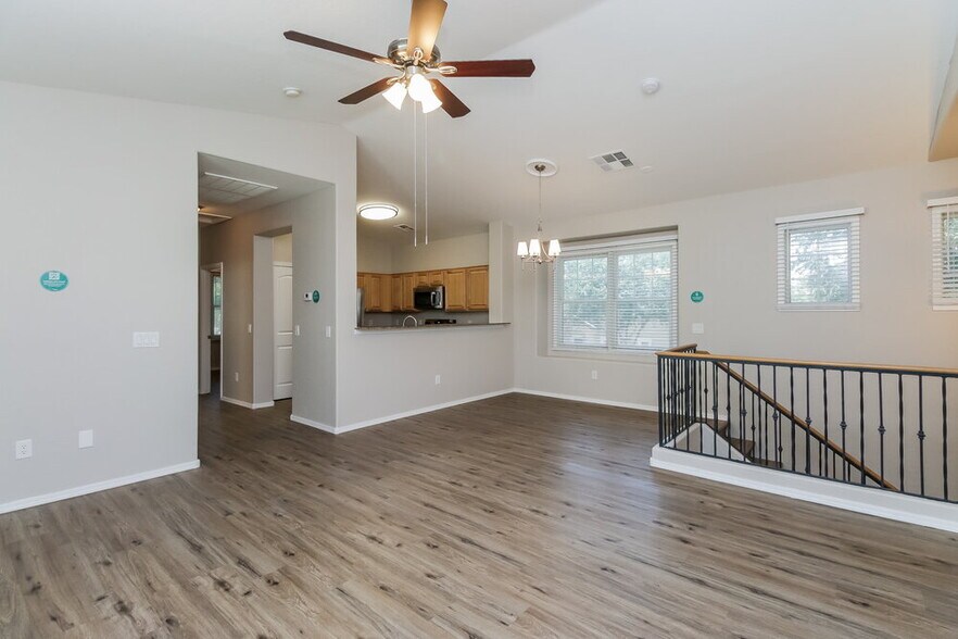 Building Photo - 4318 E Jasper Dr