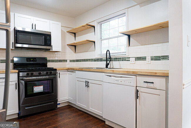 Building Photo - 5624 Stonington Trace Pkwy