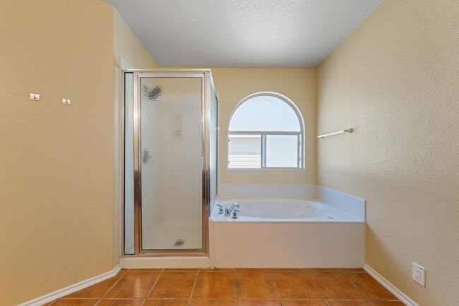 Building Photo - 3338 Bending Creek