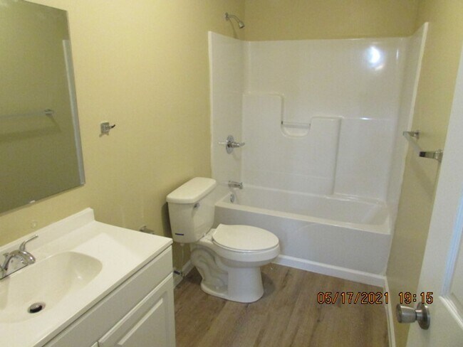 Building Photo - Close to Shaw AFB!