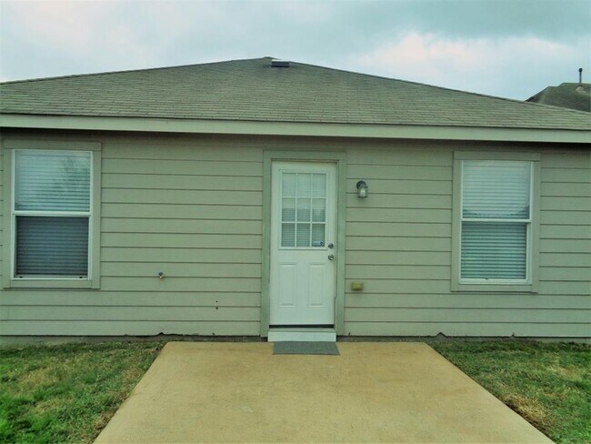 Building Photo - 12319 Chute Forest Ct