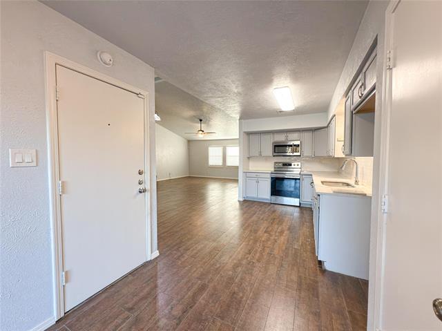 Building Photo - 3101 Wichita Dr