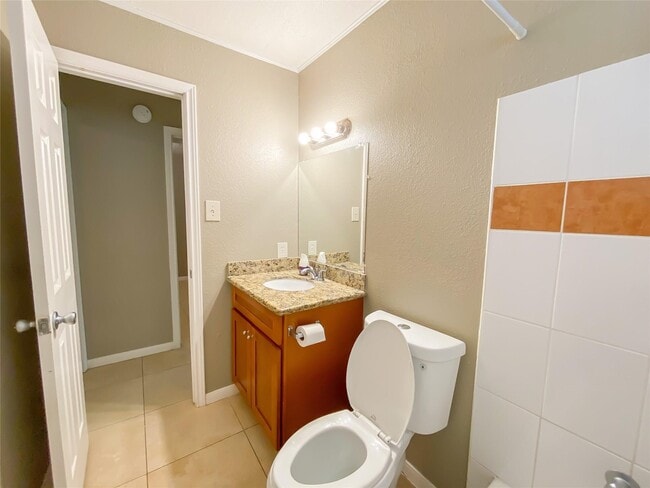 Building Photo - 11514 Fruitwood Dr