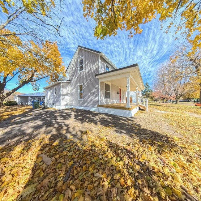 Building Photo - Newly remodeled 3 bedroom 1 bathroom home-Located in Jefferson