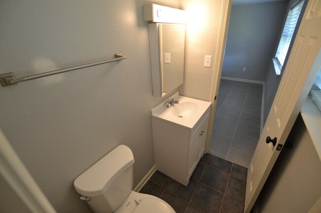 Building Photo - Must See!  Newly remodeled, 3 bdroom, 1.5 bath home in Mayfair North Subdivision