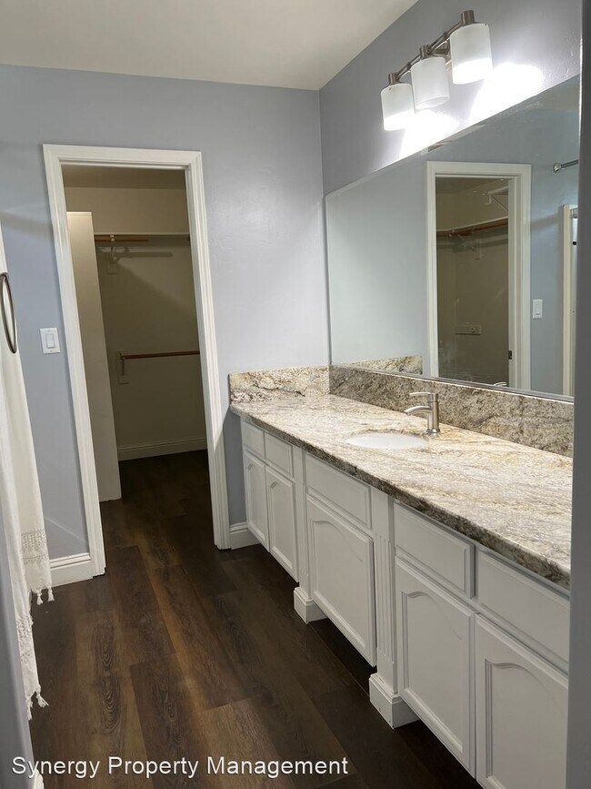 Building Photo - 3 br, 2 bath House - 6014 Sarona St